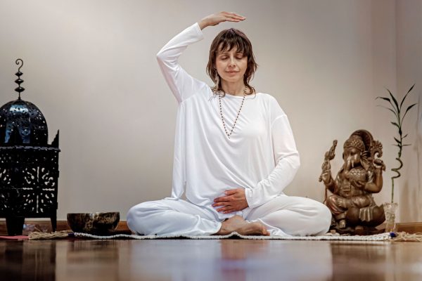 kundalini-yoga-Sonia-Trujillo-momana(1920x1280)